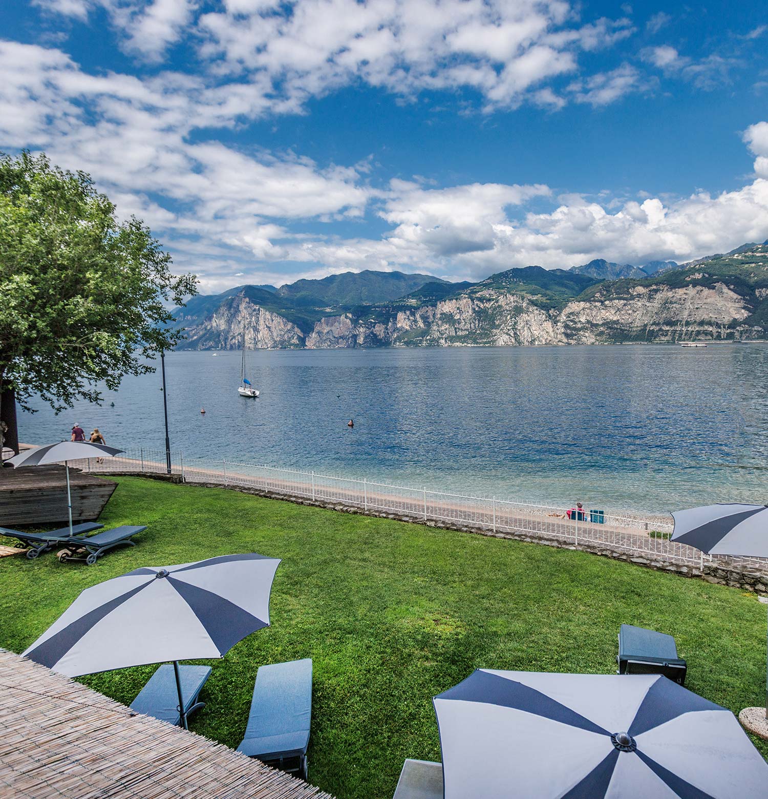 Highlight Ambient view room Ambienthotel Primaluna on Garda Lake