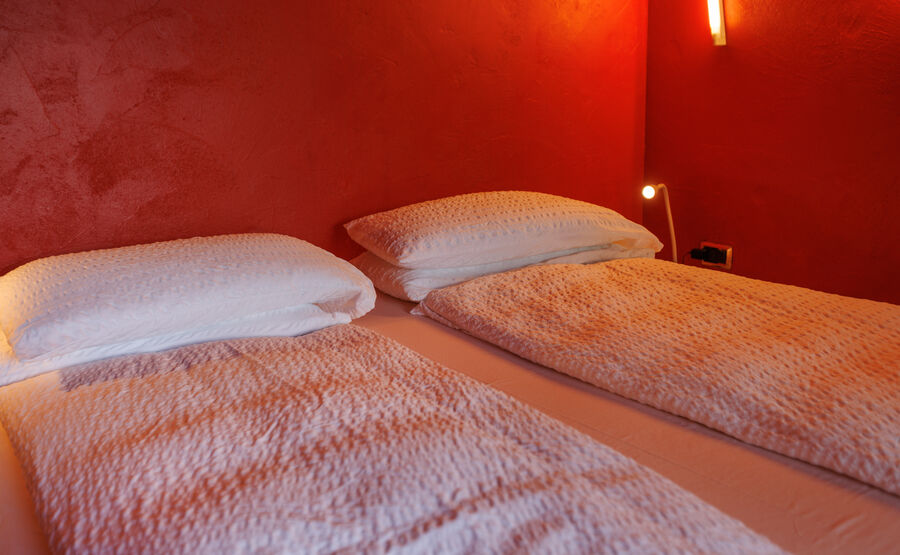 Sleep different-Ideal for spicy nights-La Rossa